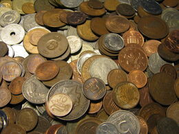 Uutta er&auml;&auml;:  Maailman kolikoita 2 kg